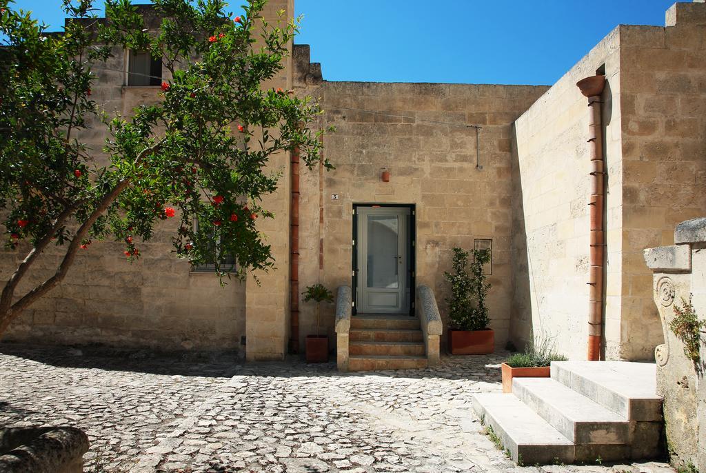 Piano Piano - Rooms Matera Luaran gambar